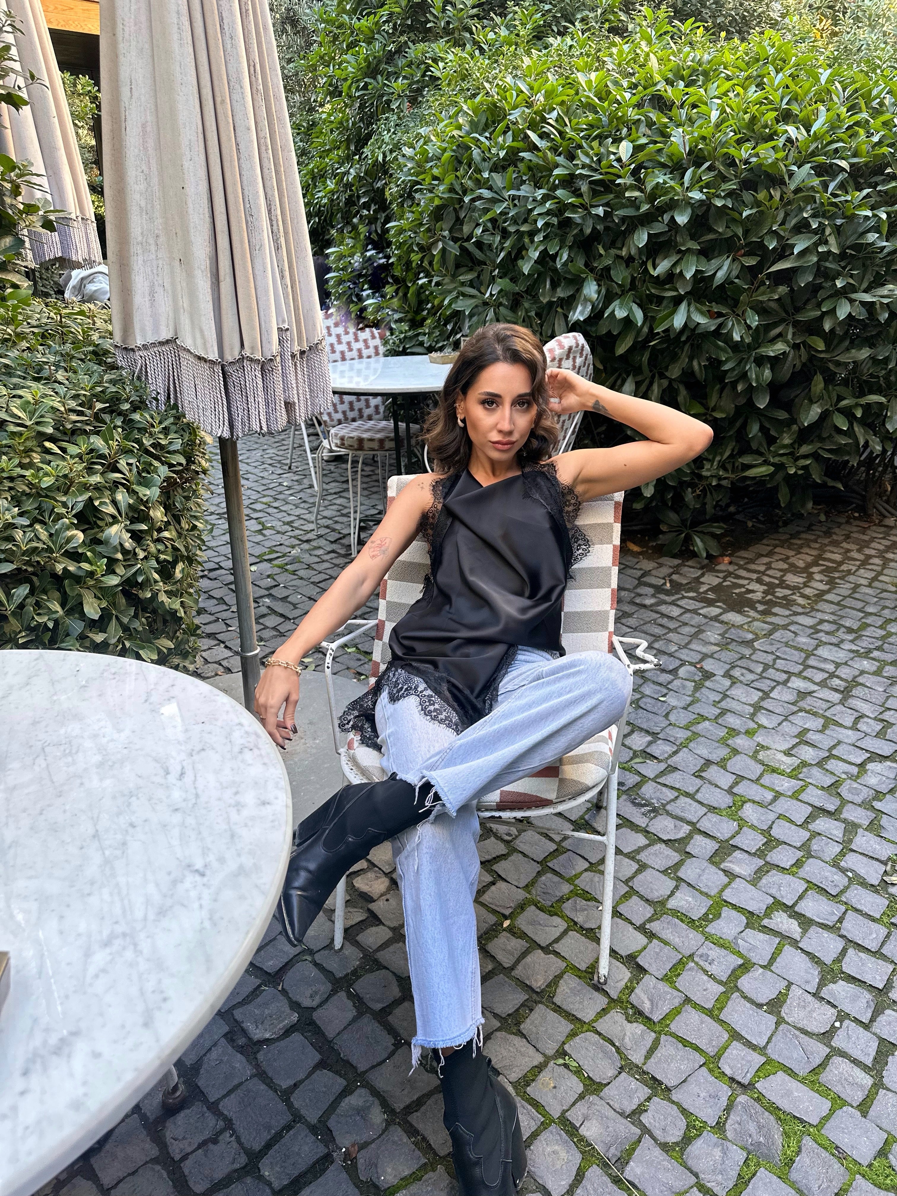 Tasarım Dantel Saten Bluz