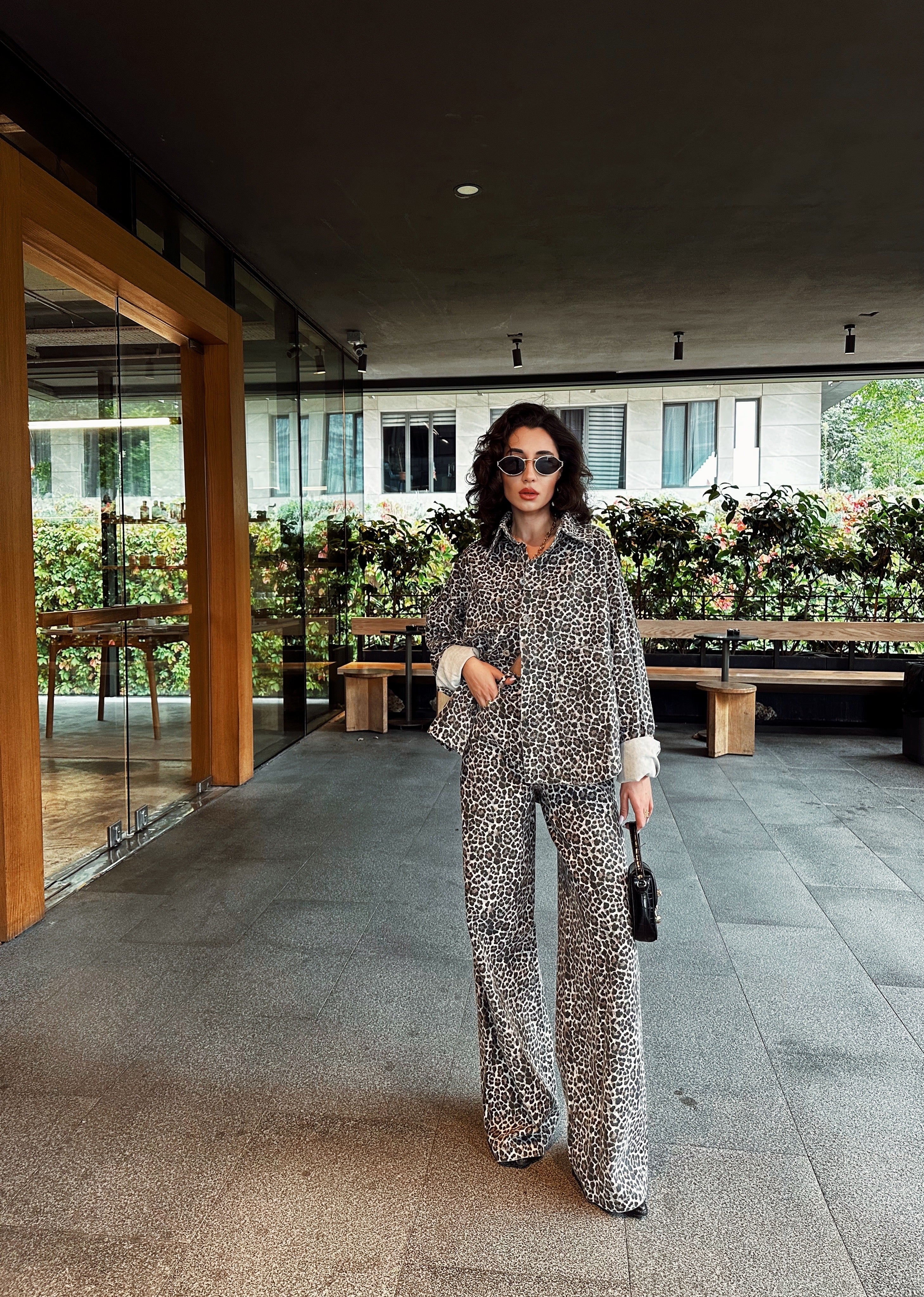 Leopar Desenli Pantolon Takım