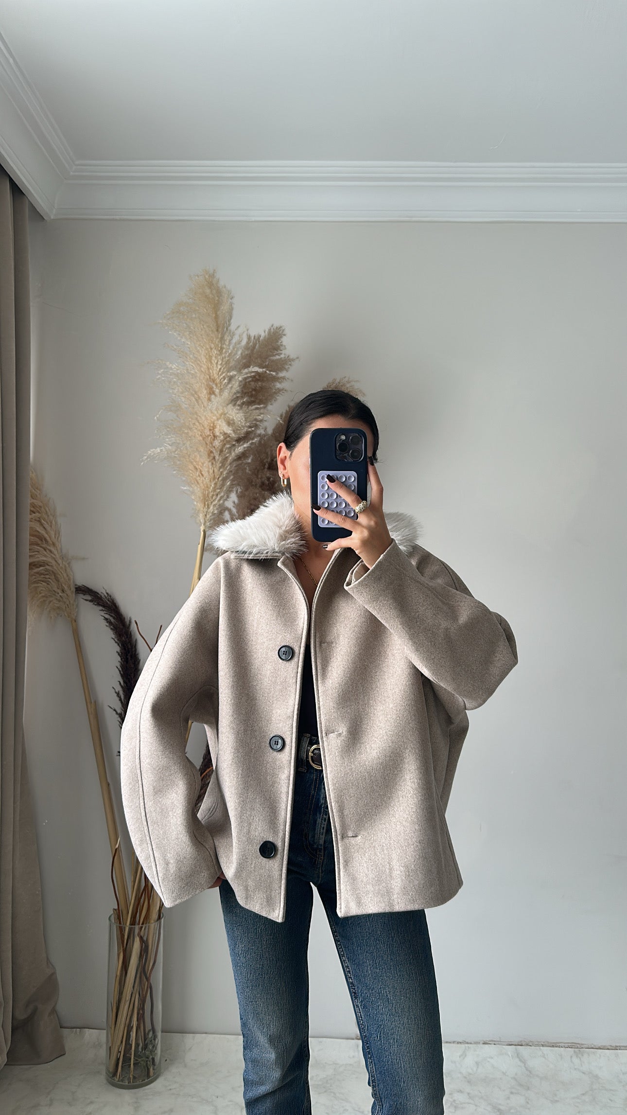 Kürk Detaylı Kaşe Ceket