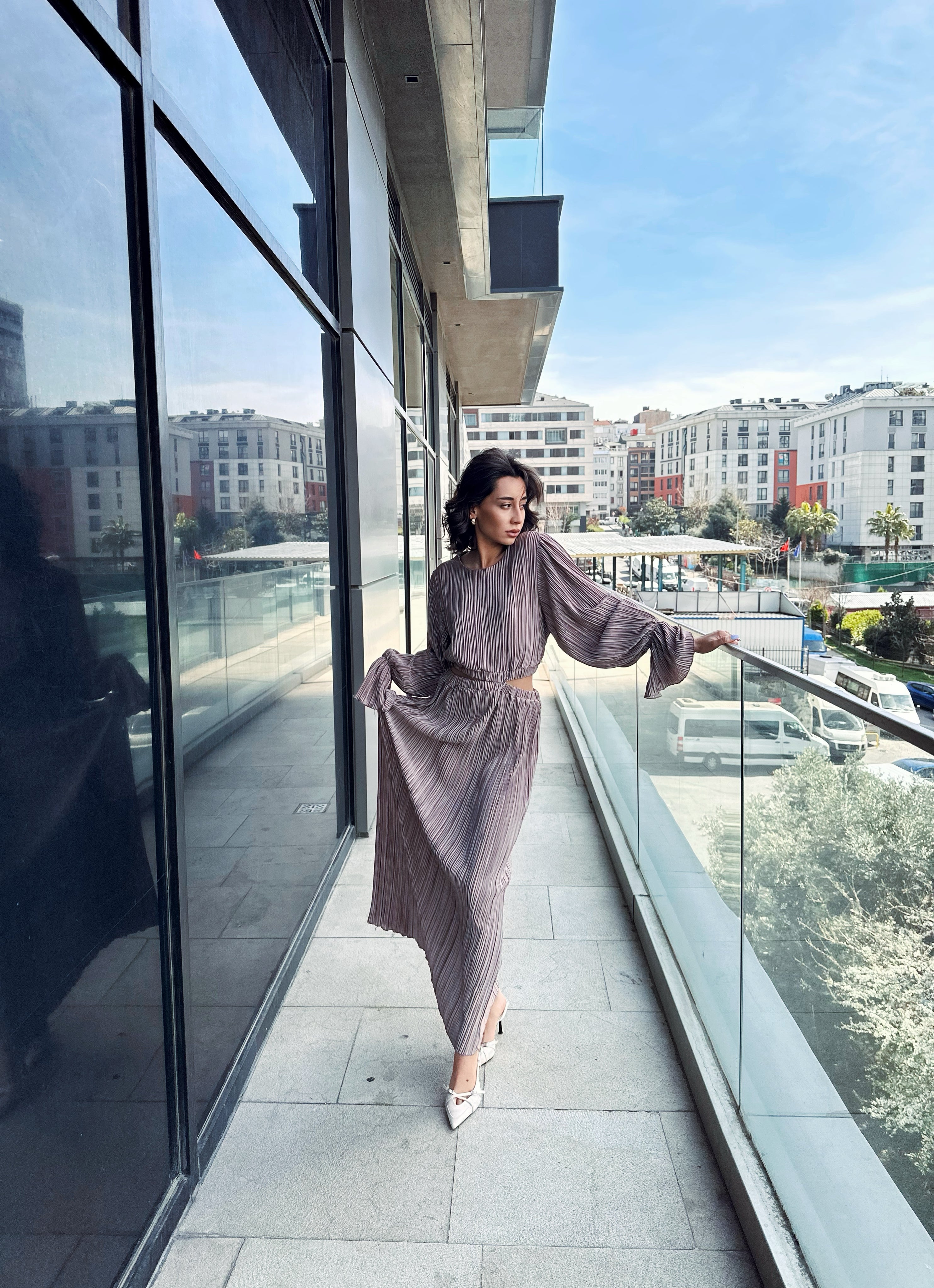 Bel Dekolteli Elbise