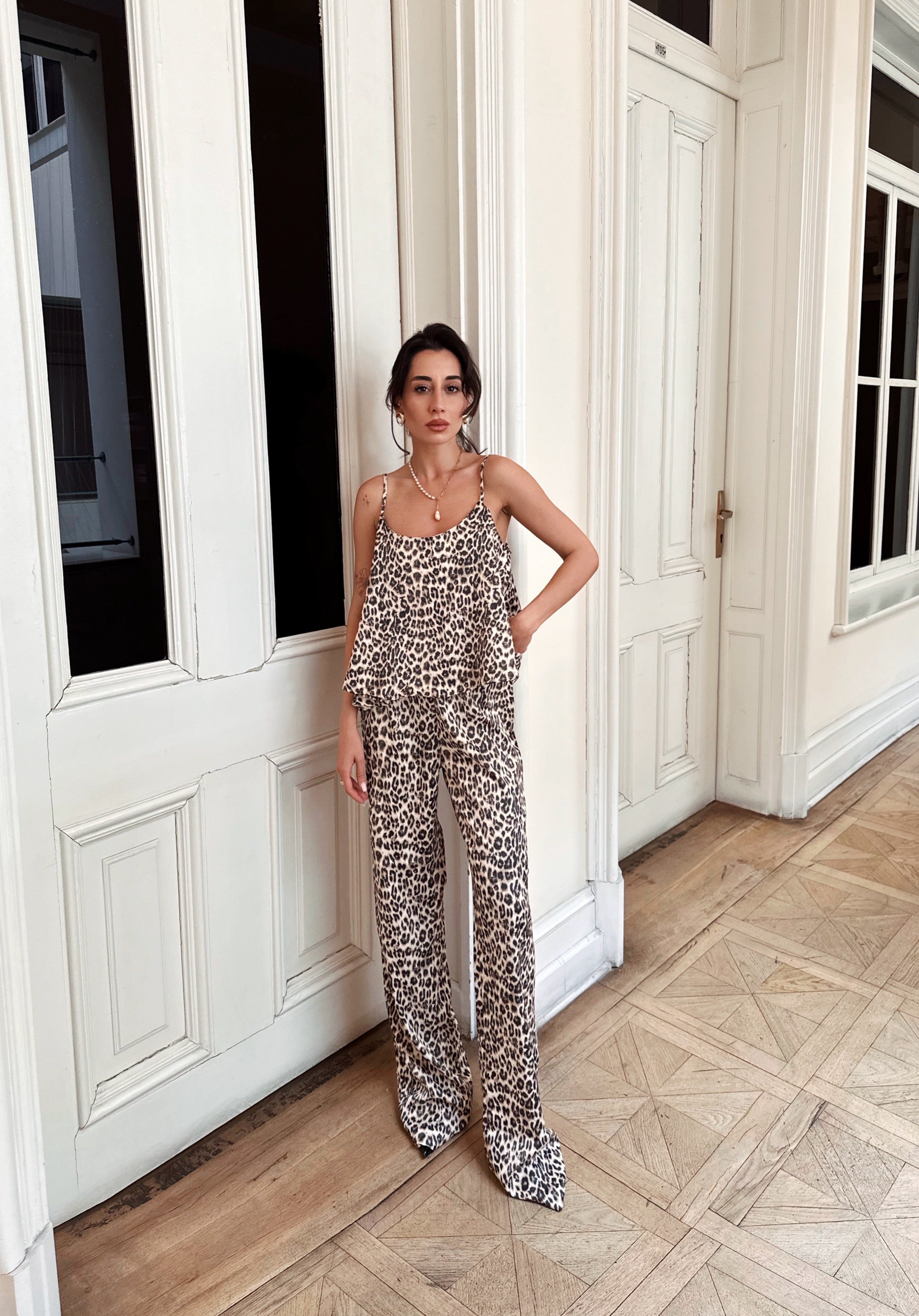 Leopar Desen Saten Bluz Pantolon Takım