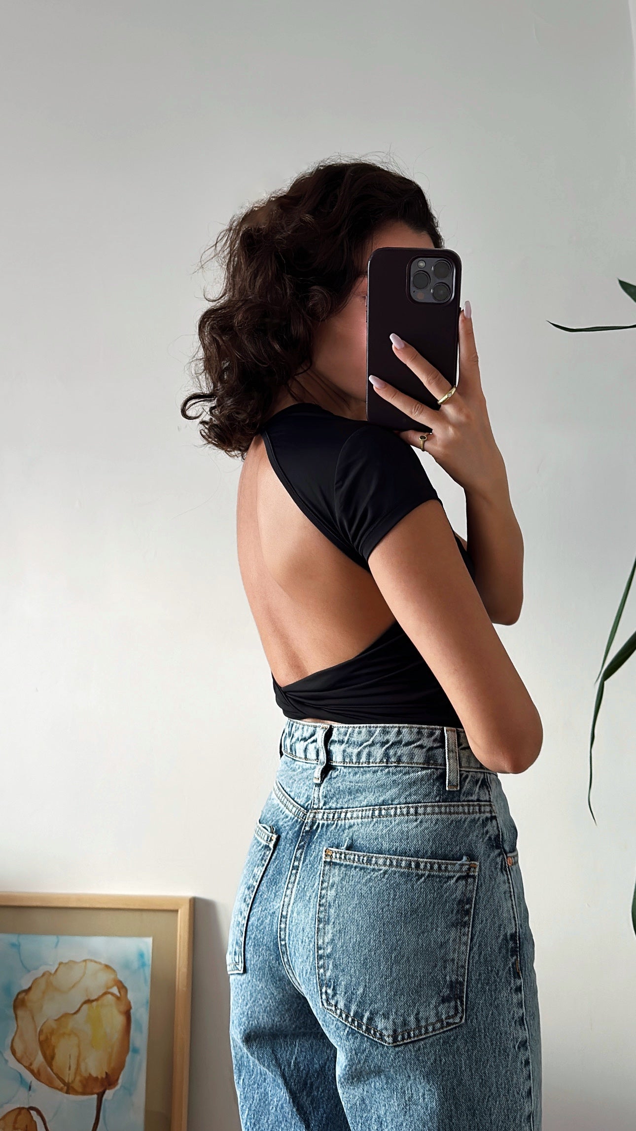 Sırt Dekolteli Kısa Kollu T-Shirt