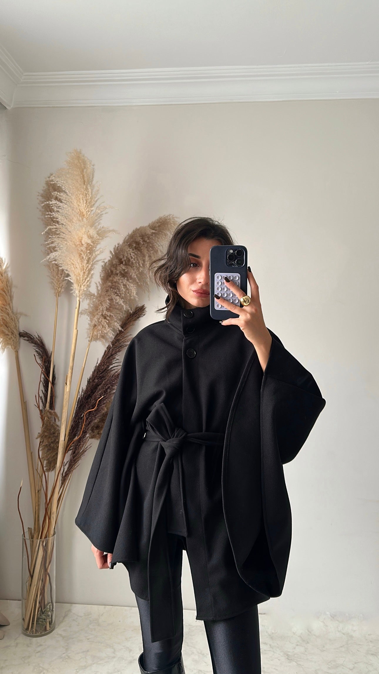 Kemer Detaylı Kaşe Panço