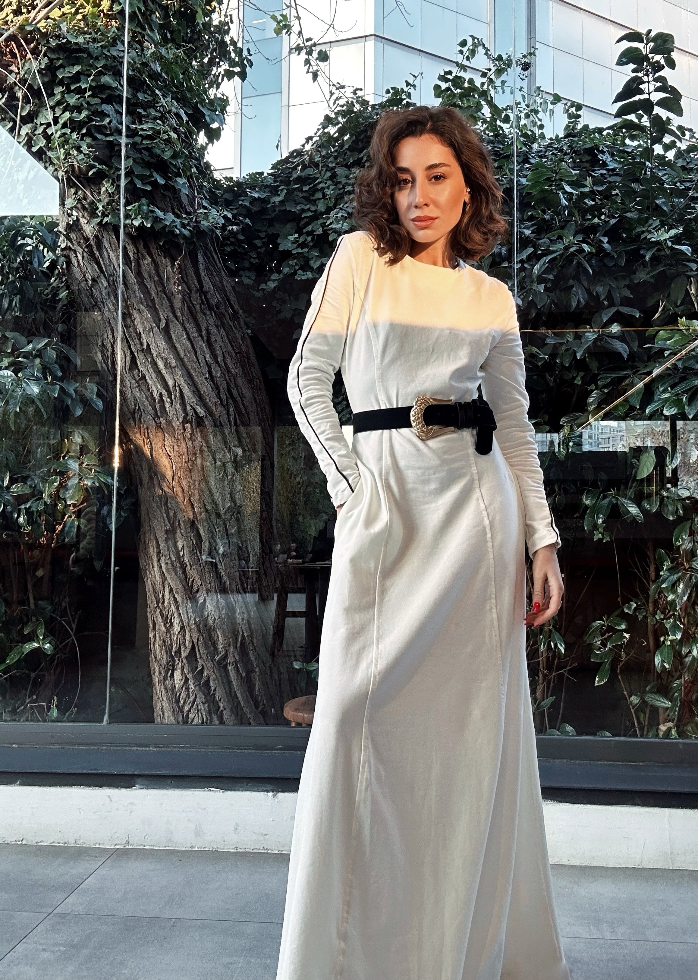 Maxi Boy Şerit Detaylı Beyaz Elbise