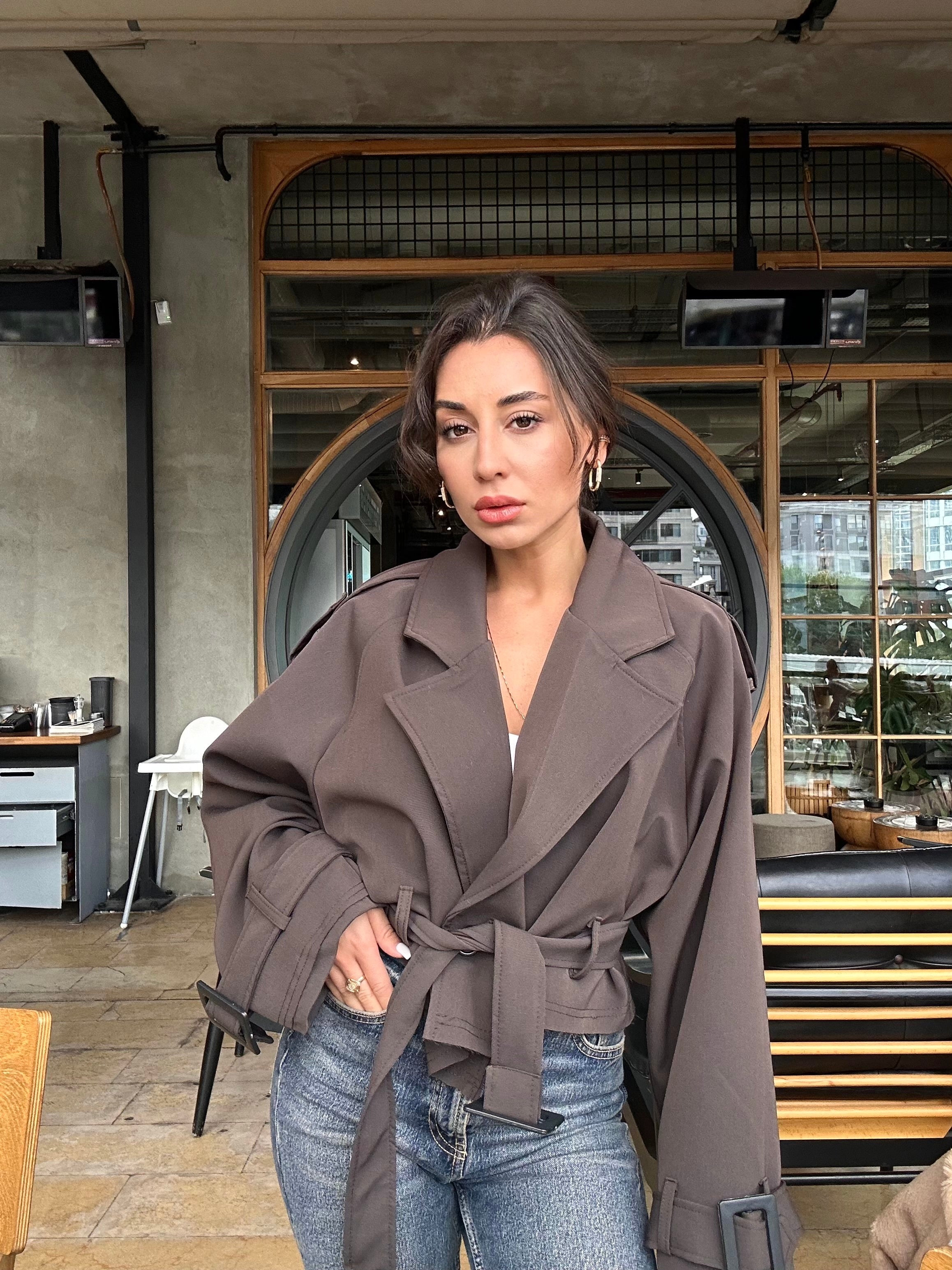 Cocoa Breeze Crop Ceket