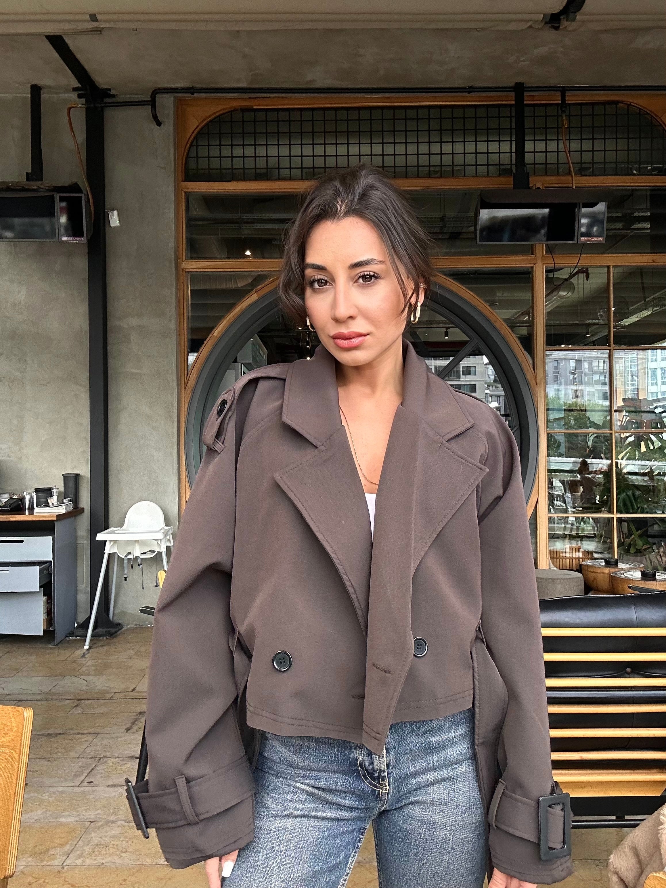 Cocoa Breeze Crop Ceket