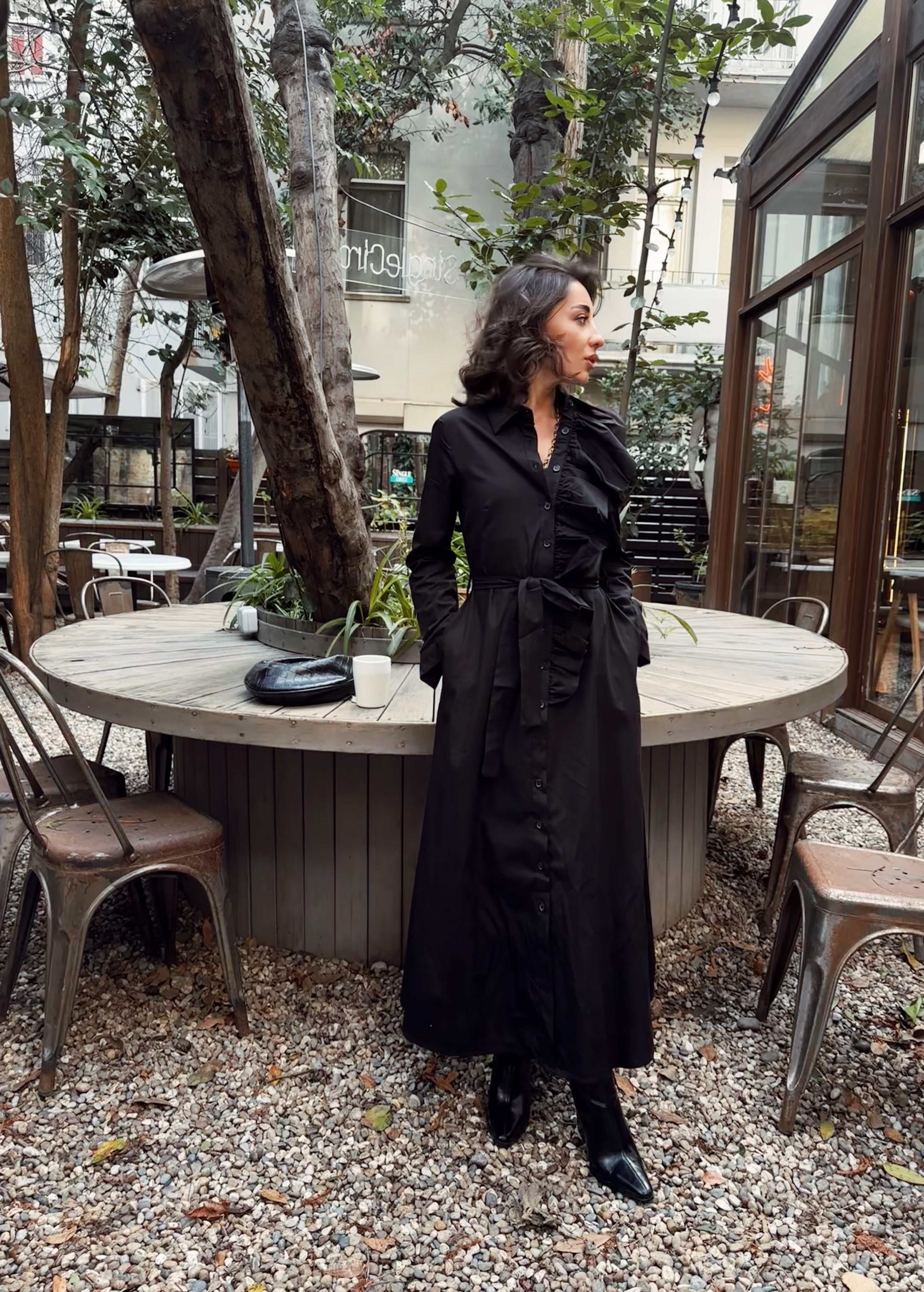 Uzun Düğmeli Elbise