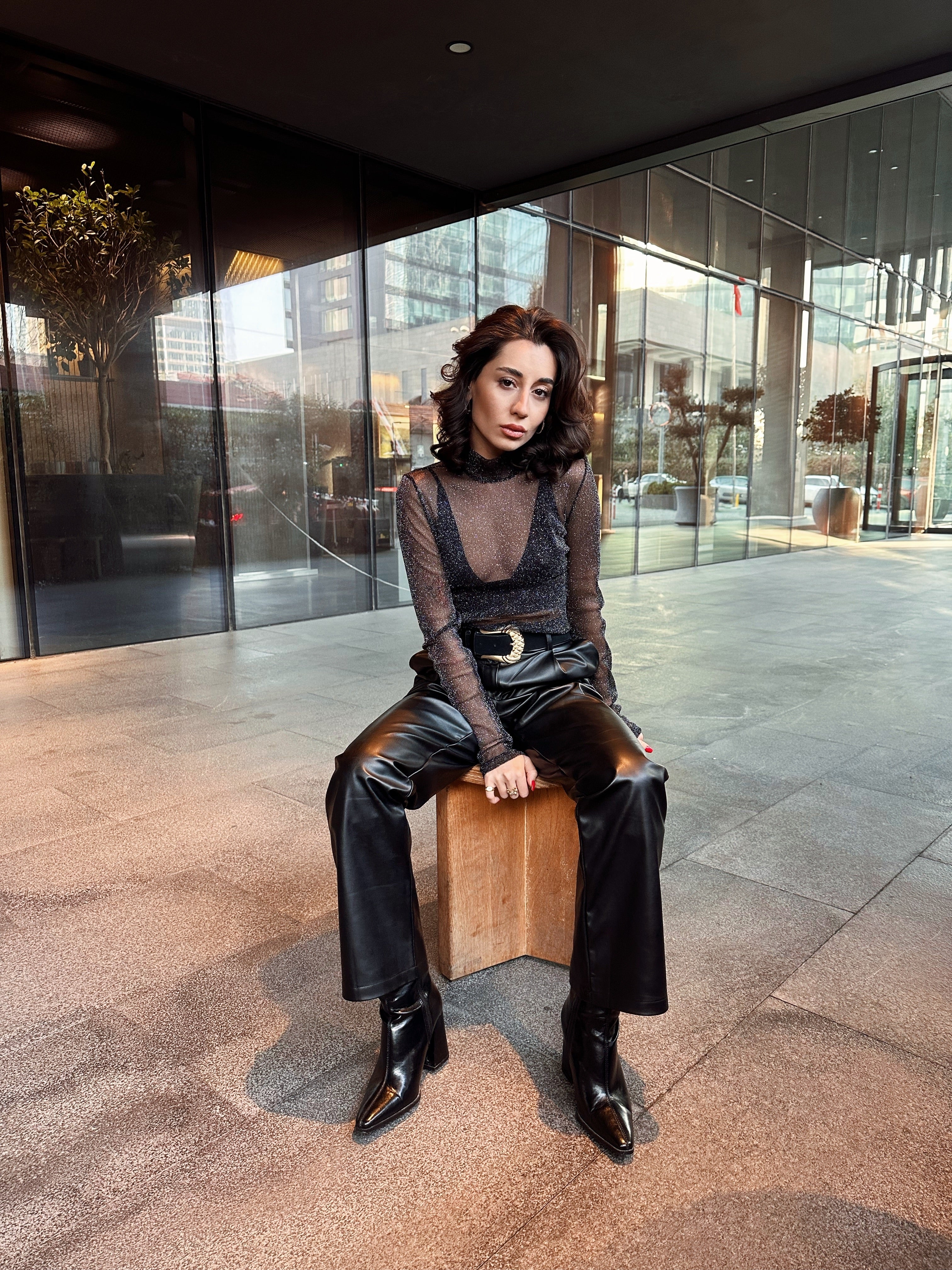 Simli Transparan Bluz