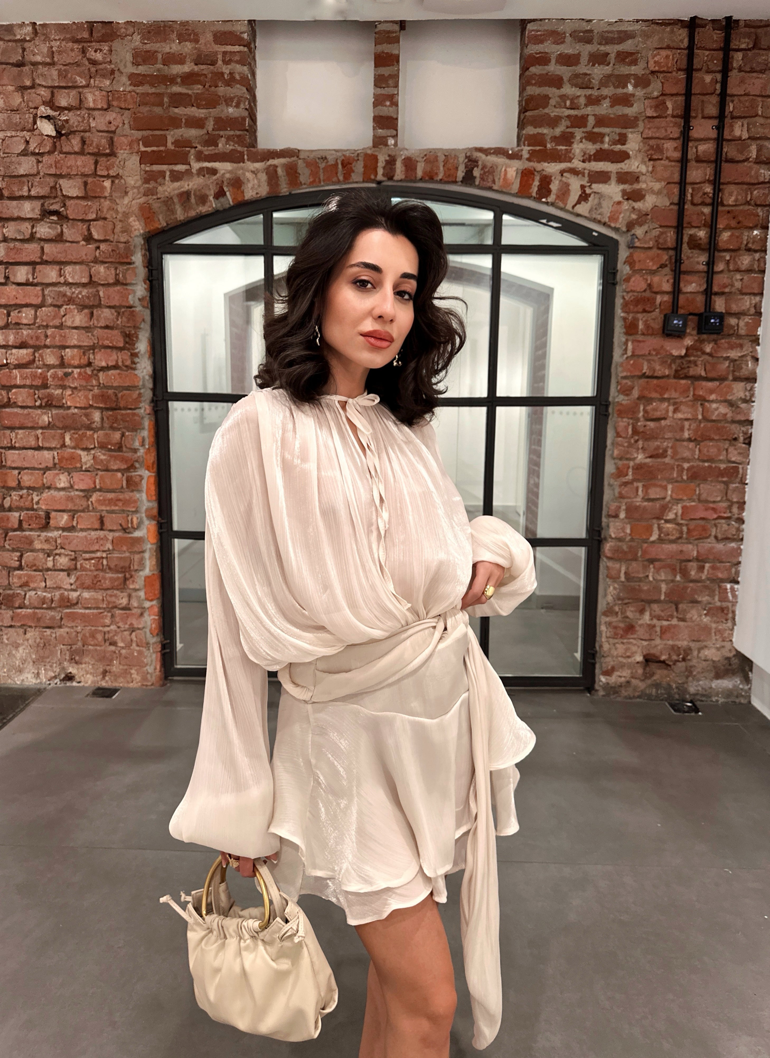 Tasarım Işıltılı Saten Elbise