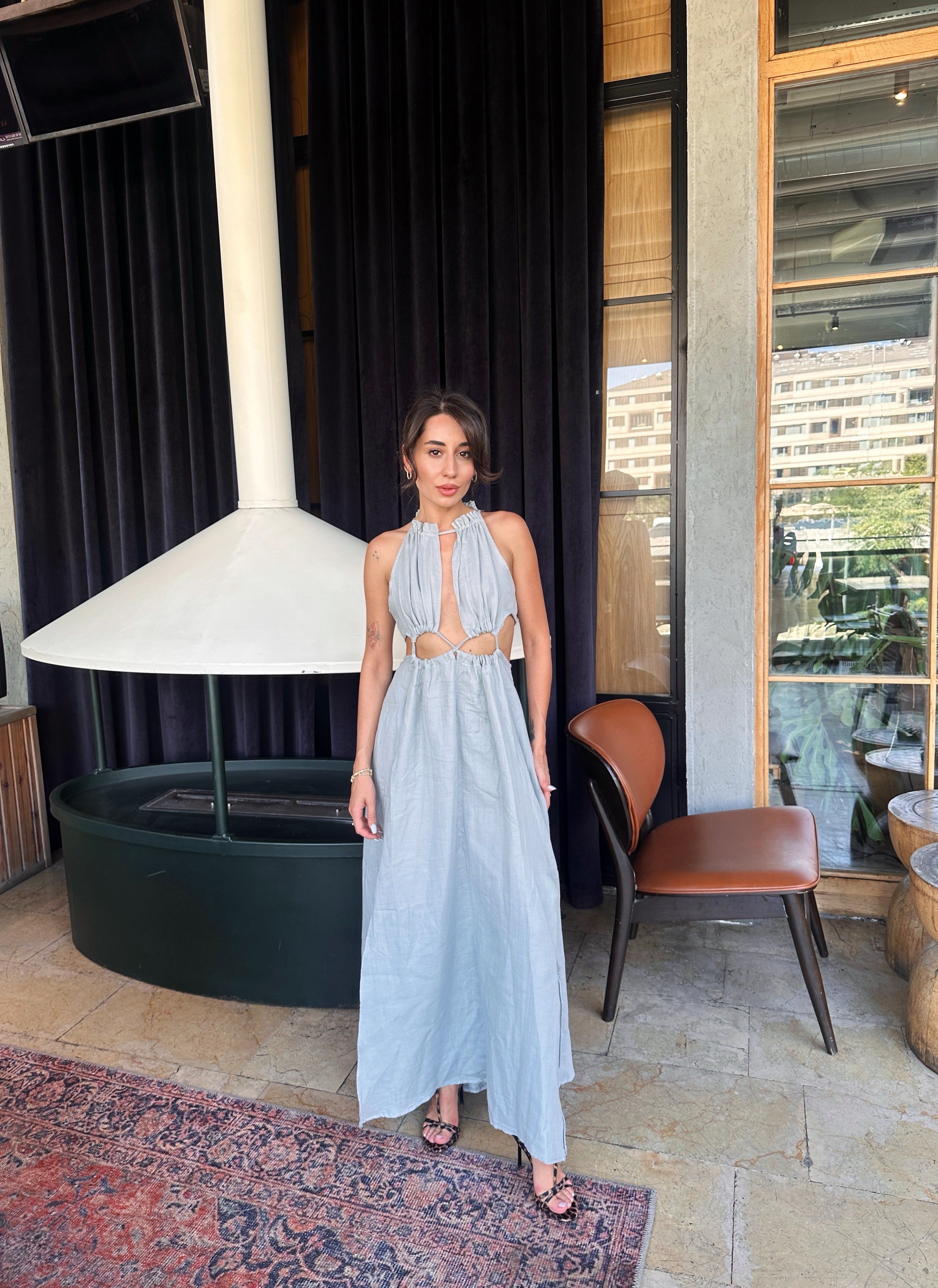 Dekolteli Maxi Müslin Elbise