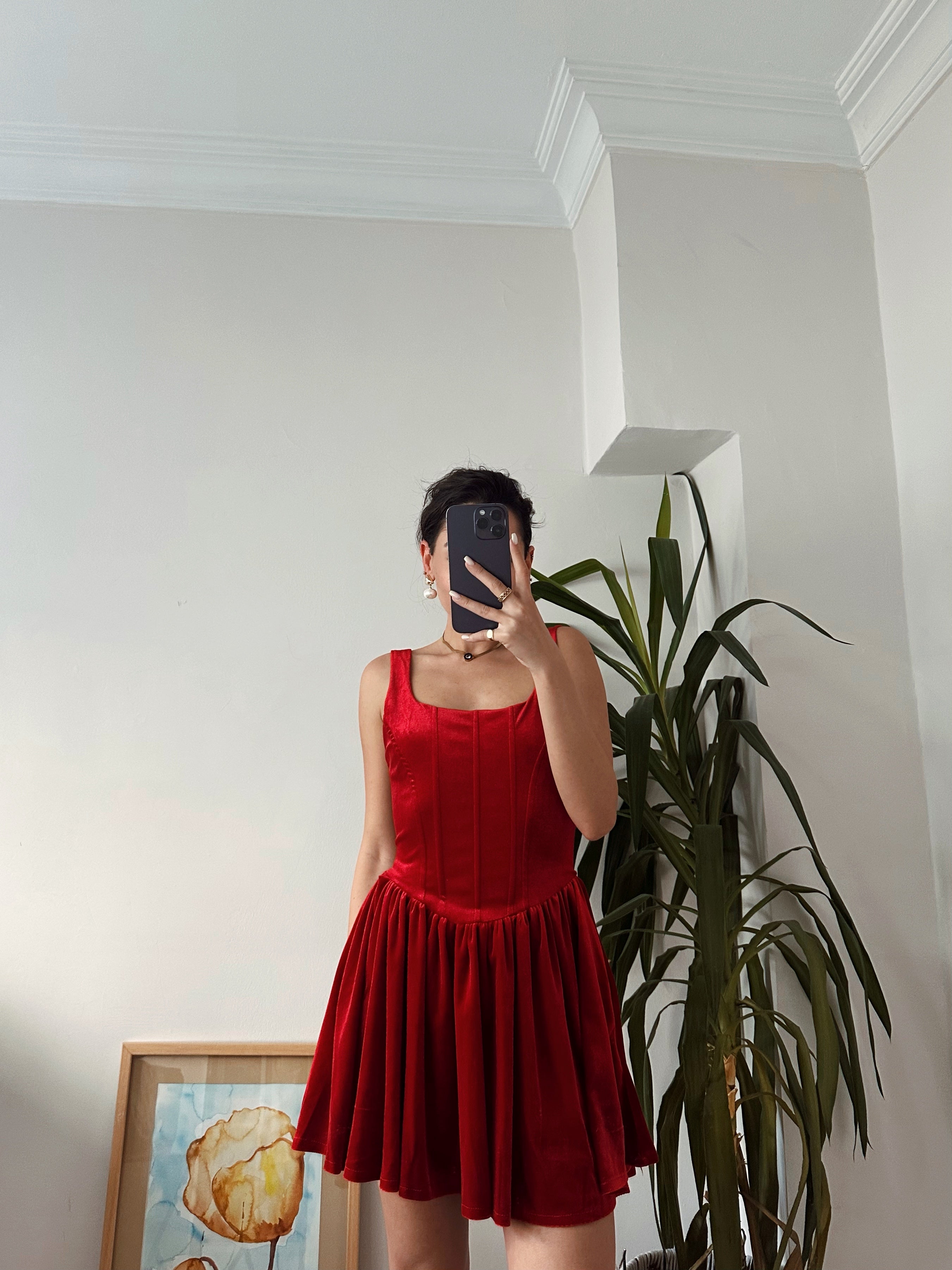 Kadife Pileli Elbise