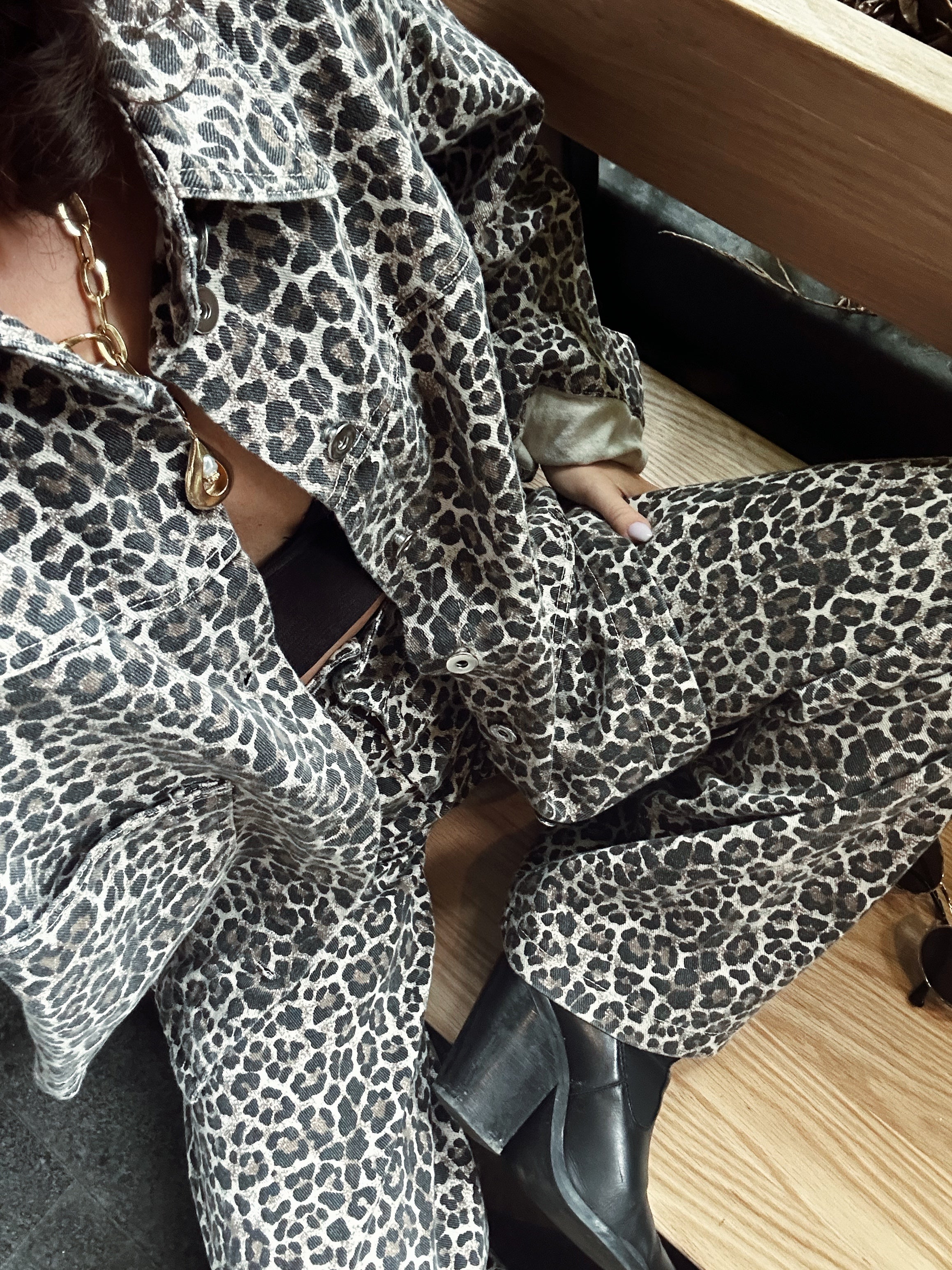 Leopar Desenli Pantolon Takım