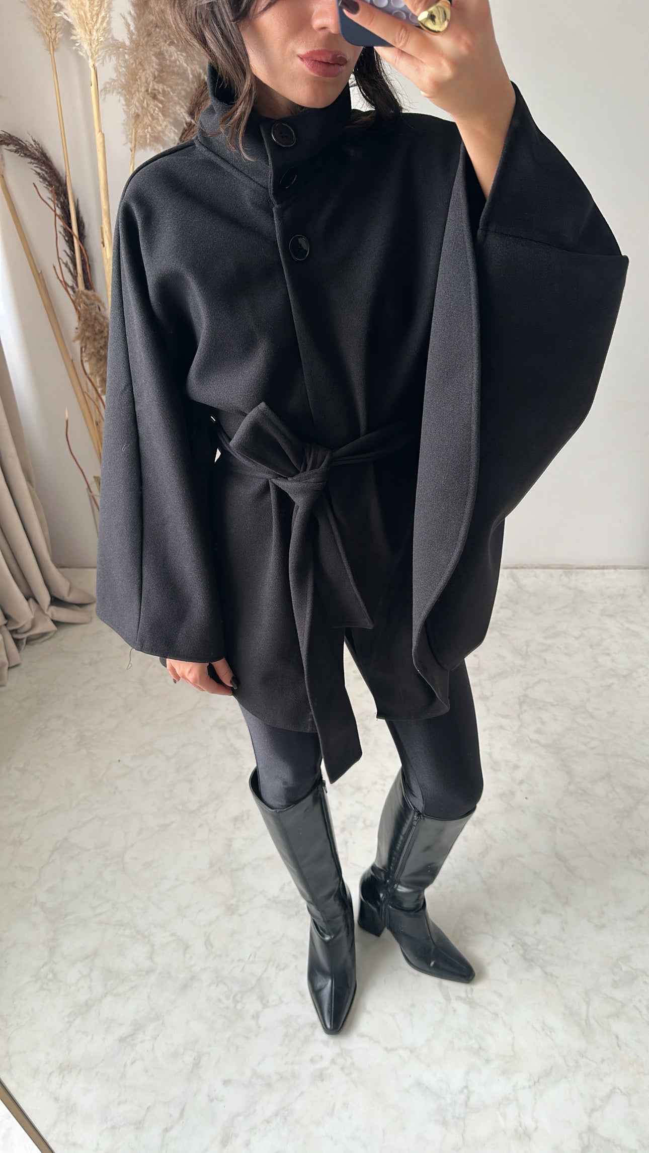 Kemer Detaylı Kaşe Panço