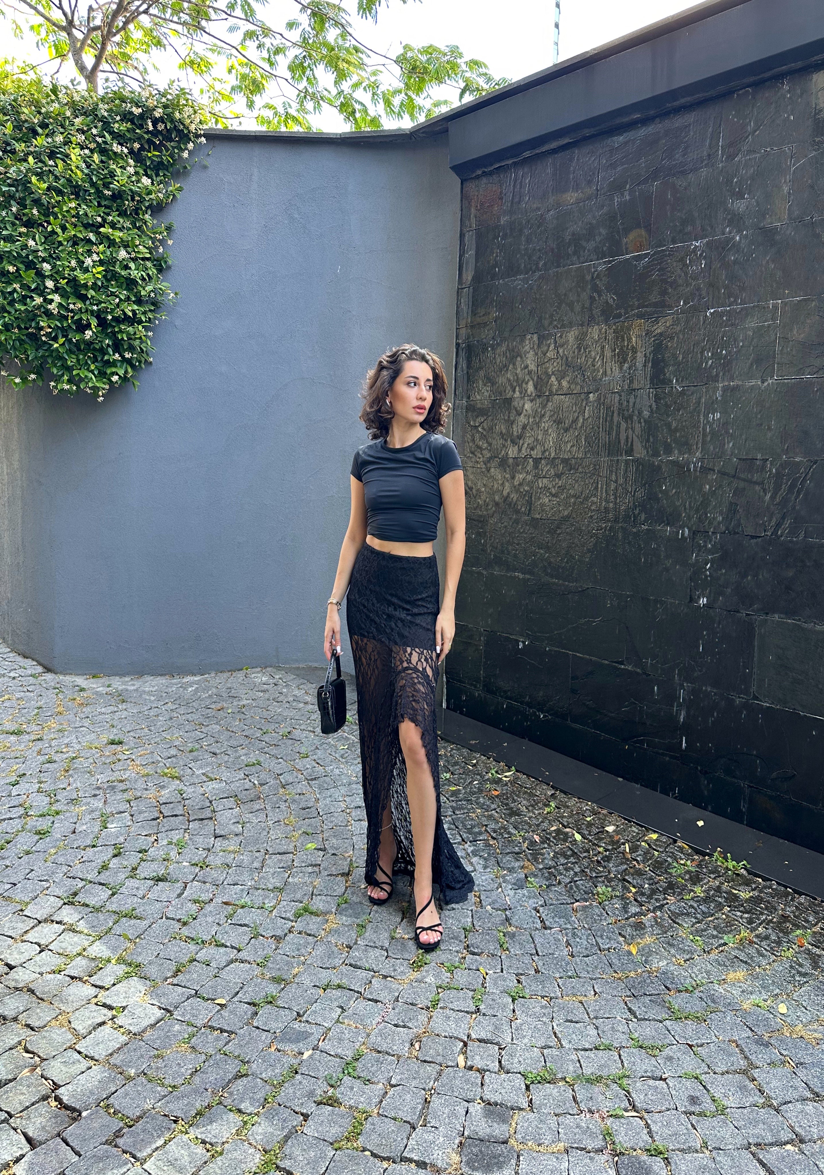 Yırtmaç Detaylı Tül Etek