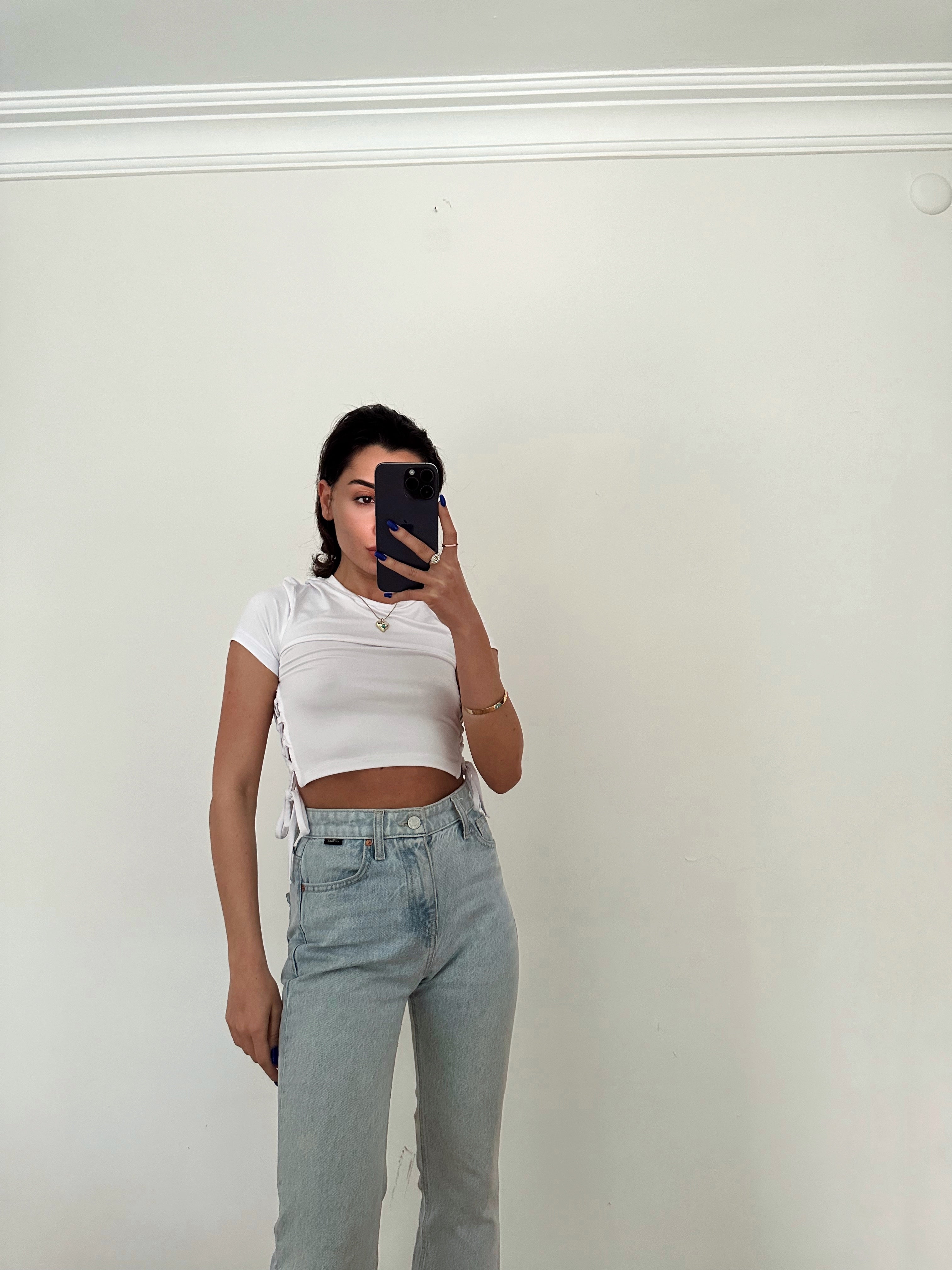 Yandan Bağcık Detay T-Shirt